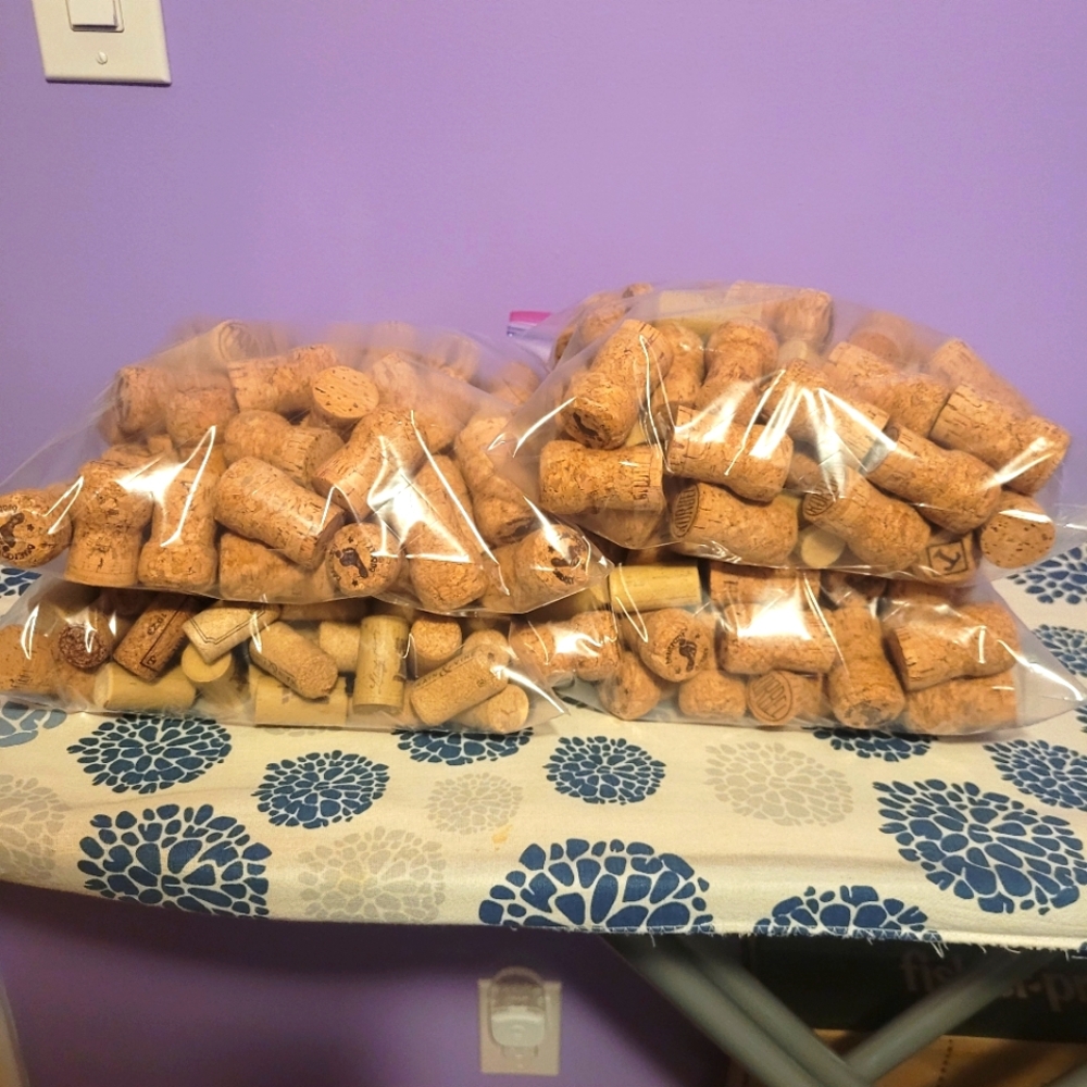 Assorted Wine And Champagne Corks for Crafting and Decor 4 Bags